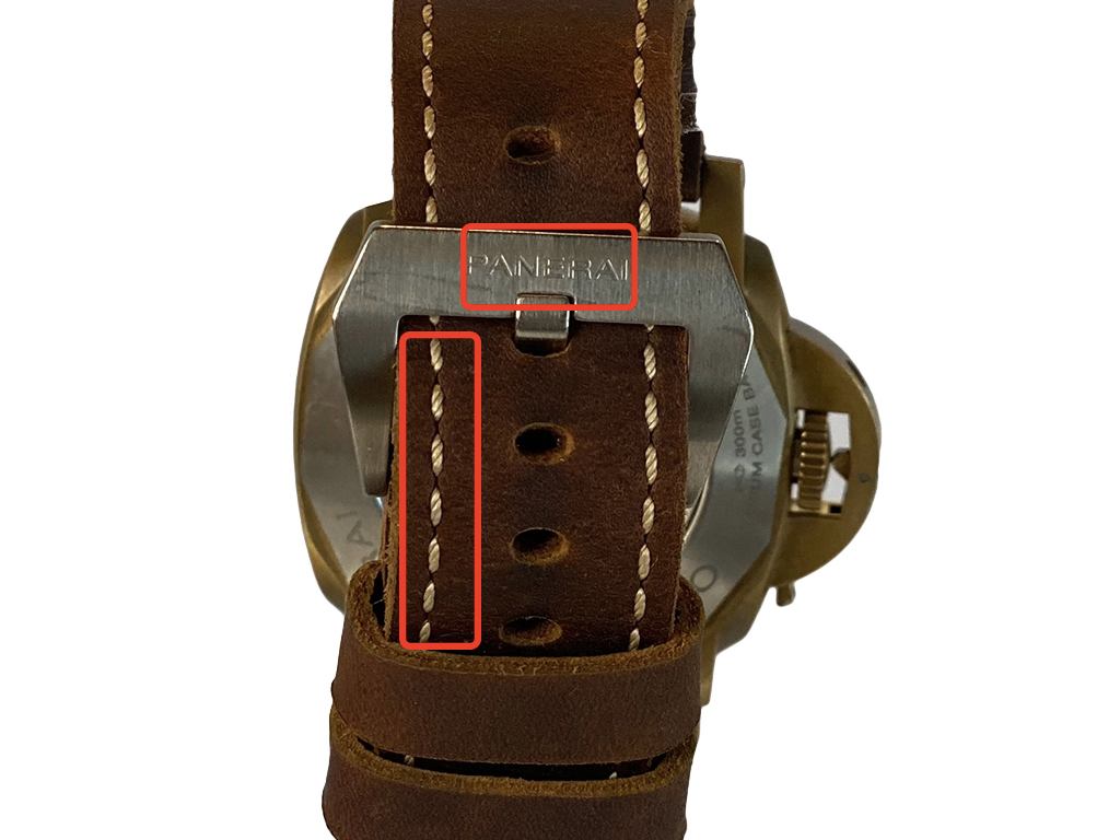 Atente-se a diferentes detalhes da pulseira de couro como costura e o fecho. Clique na imagem e confira mais modelos Panerai!