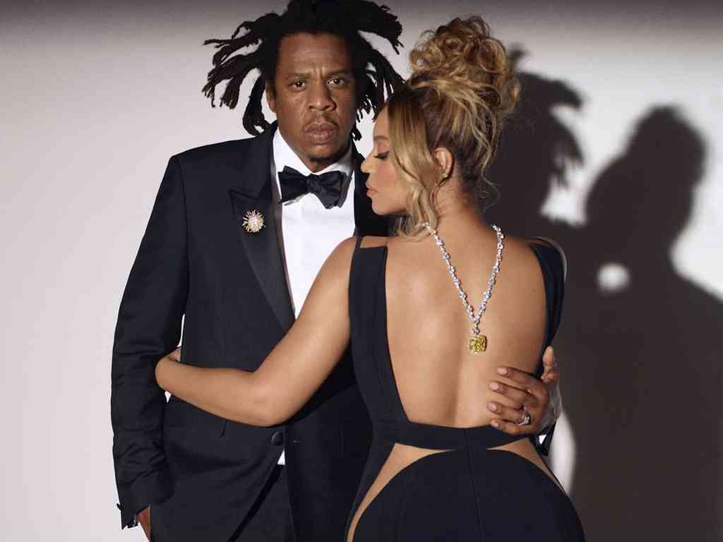 Beyoncé e Jay-Z na campanha 'About Love' da Tiffany & Co. Clique na imagem e confira mais peças da marca! (Foto: Reprodução/Instagram @beyonce).