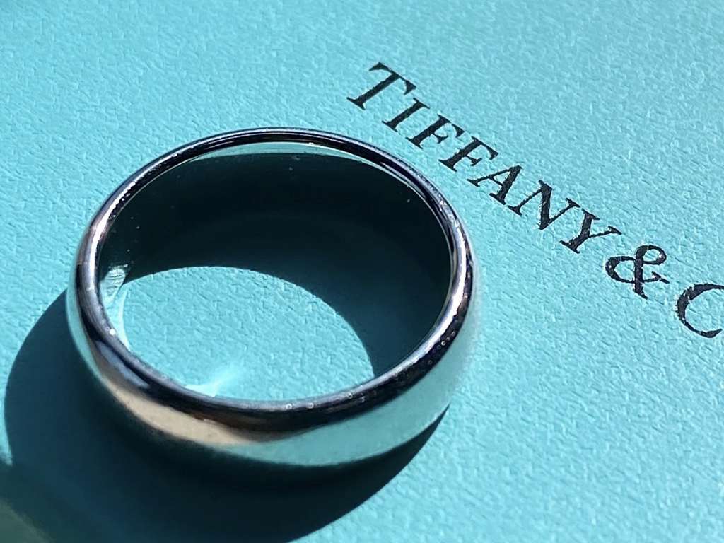 Clique na imagem e confira mais modelos de jóias Tiffany & Co!