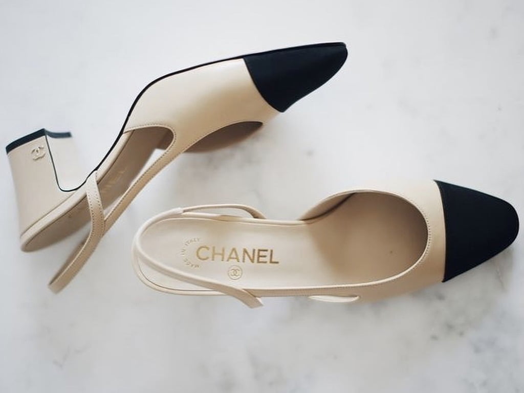 Sapato Chanel Slingback. Clique na imagem e confira mais opções de sapatos para presentear sua mãe! (Foto: Reprodução/Instagram @styletalk_)