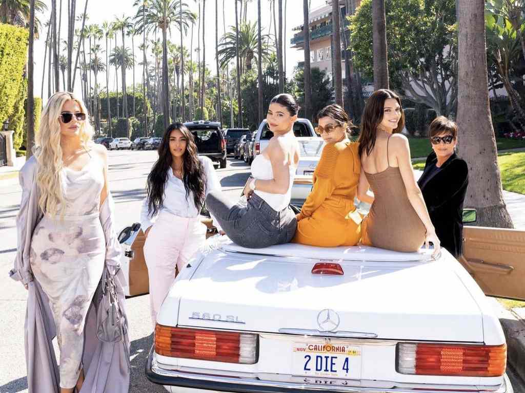 A importância das irmãs Kardashian-Jenner no mercado second hand