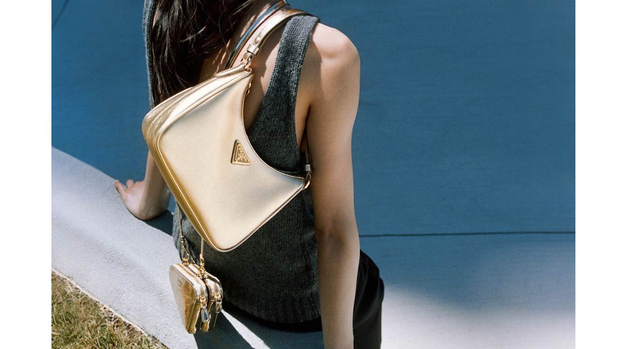 Bolsa Prada Re-Edition. Clique na imagem e confira mais modelos da marca! (Foto: Reprodução/Instagram @prada)