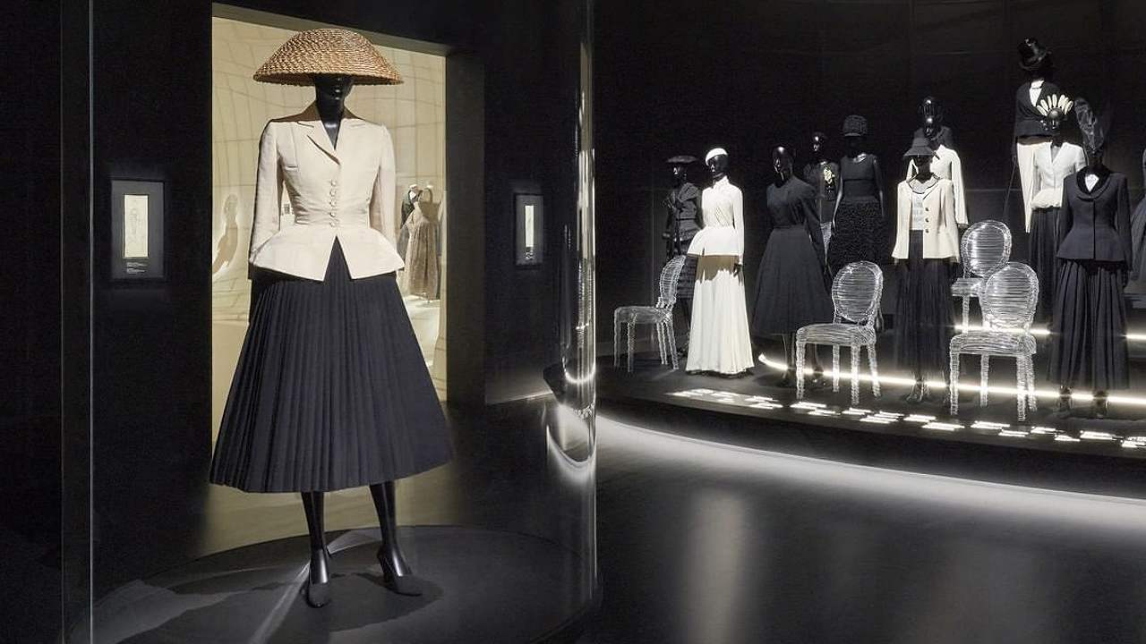 Paris apresenta a maior exposição de Christian Dior, o estilista