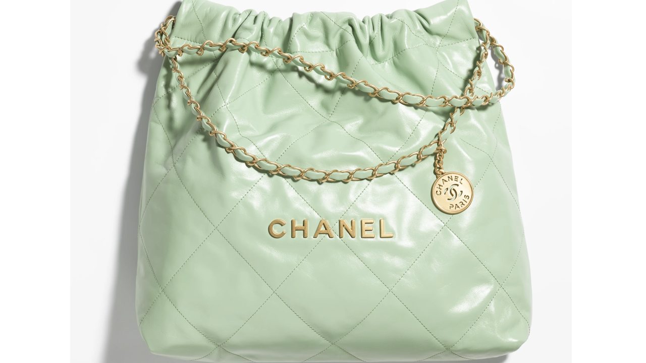Bolsa Chanel 22. Clique na imagem e confira mais modelos de bolsa Chanel! (Foto: Reprodução/Chanel)