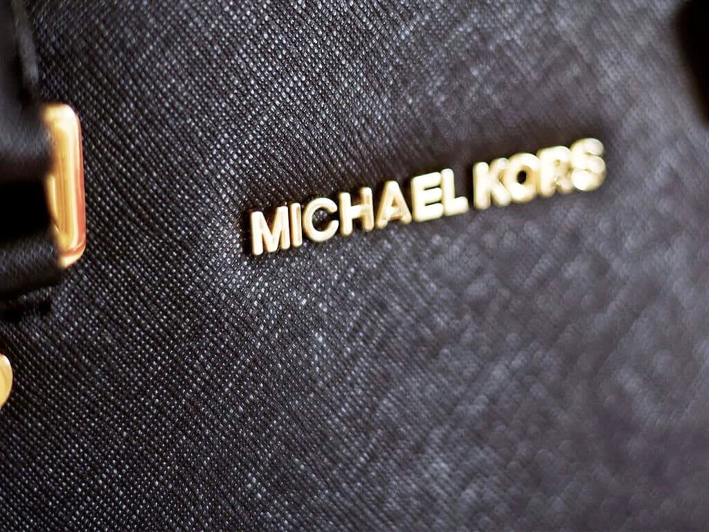 Conheça a incrível trajetória de Michael Kors - Etiqueta Unica