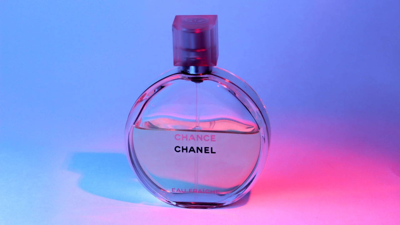 Chanel utiliza alternativa sustentável para embalagens de perfumes