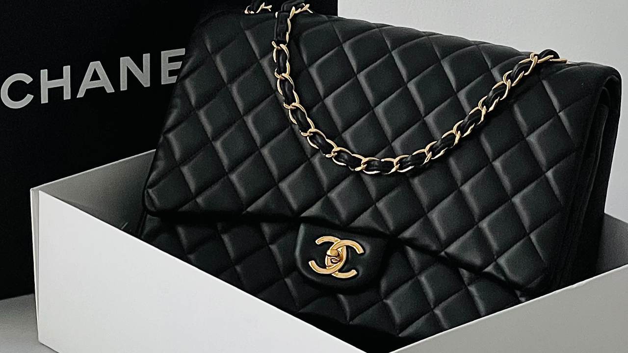 Bolsa Chanel Double Flap. Clique na imagem e confira mais modelos da marca!