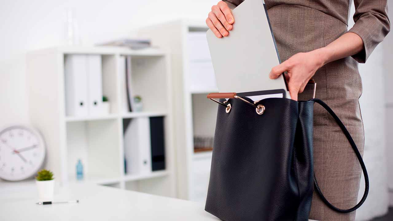 Bolsas para Laptop de Luxo: Top 4 Modelos Perfeitos para o Trabalho e Além!