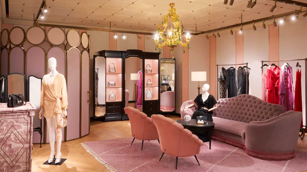 Gucci Salon em Tóquio. Clique na imagem e confira criações da marca! (Foto: Reprodução/Luxus-plus.com)