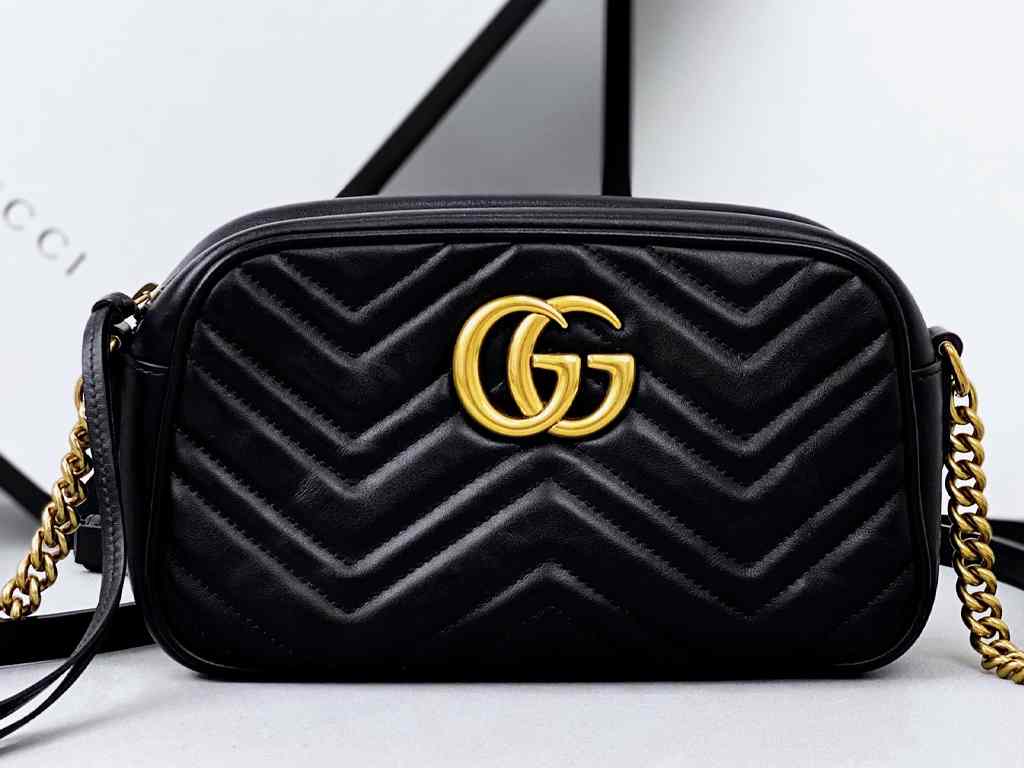 Bolsa Gucci Marmont feita para usar na transversal.