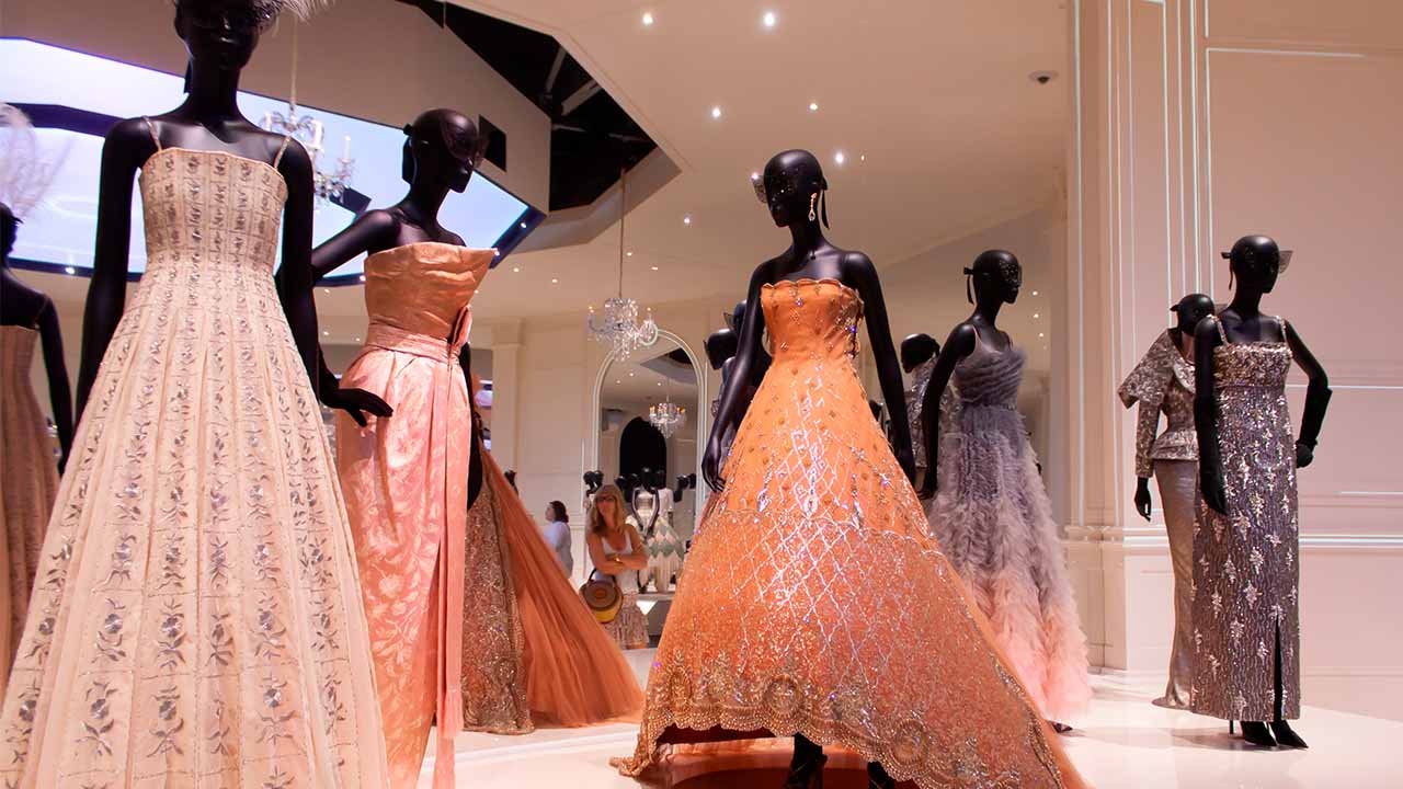 La Galerie: Dior inaugura museu de moda em Paris com peças