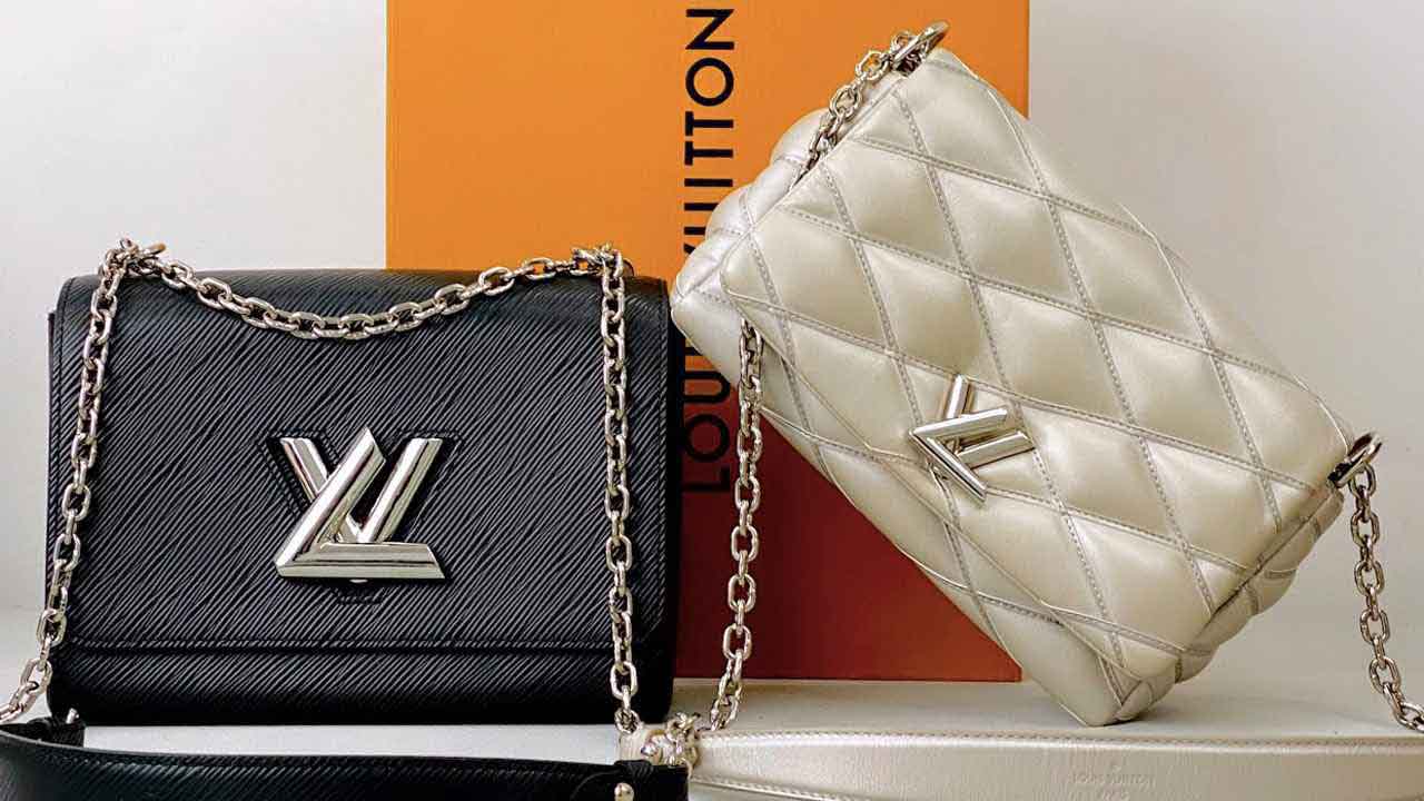 Bolsa Louis Vuitton Twist. Clique na imagem e confira mais peças Louis Vuitton na Black Week!