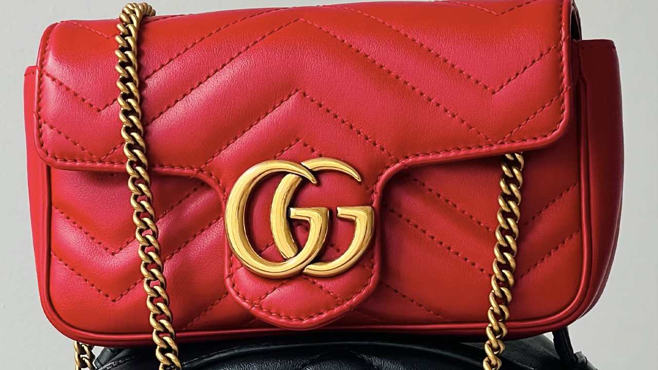 Bolsa Gucci Marmont Vermelha para usar no natal e o ano todo!