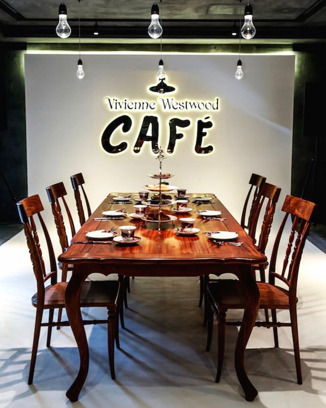 Vivienne Westwood Café em Xangai. (Foto: Reprodução/ThePlan.it)