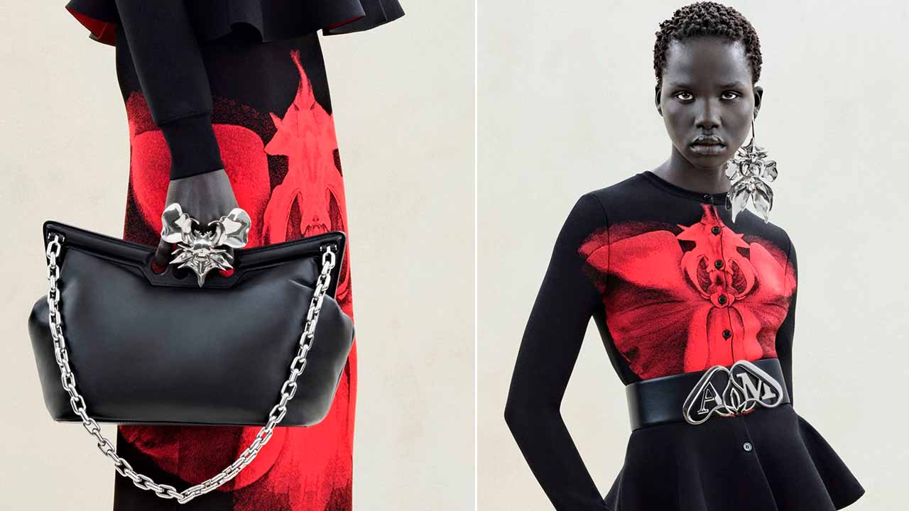 Montagem com duas fotos de desfiles da Alexander McQueen que irá participar da Semana de Moda de Paris 2024 (PFW 24).