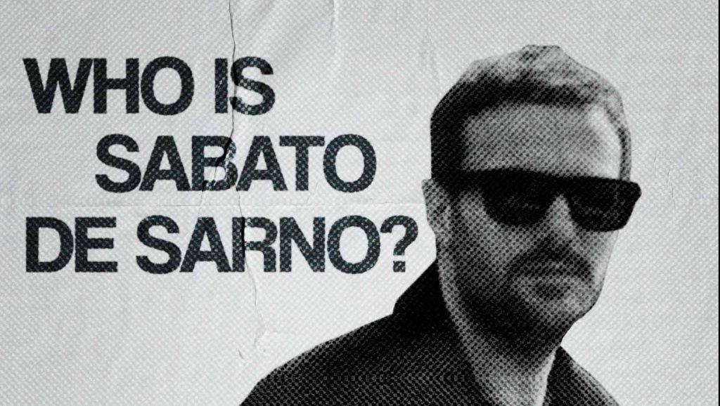 Foto do cartaz do novo documentário da Gucci sobre Sabato de Sarno, seu atual diretor criativo.