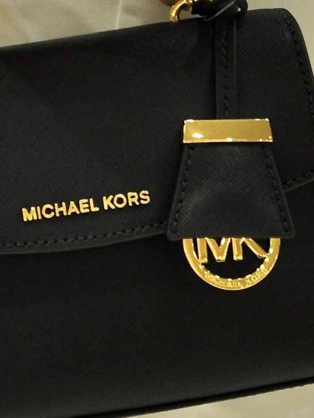 Qual é a origem da marca Michael Kors? Entenda como a MK ficou famosa mundialmente