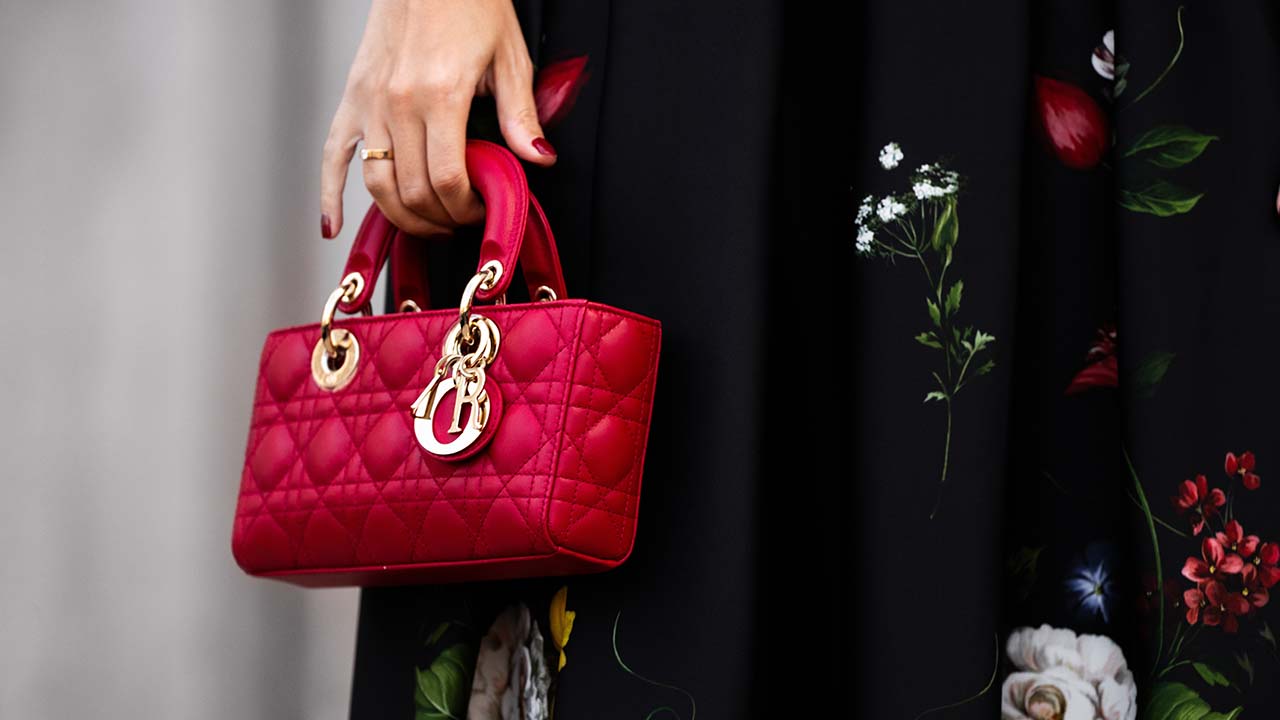 Dior: Como a marca francesa alcançou tamanha fama e desejo?