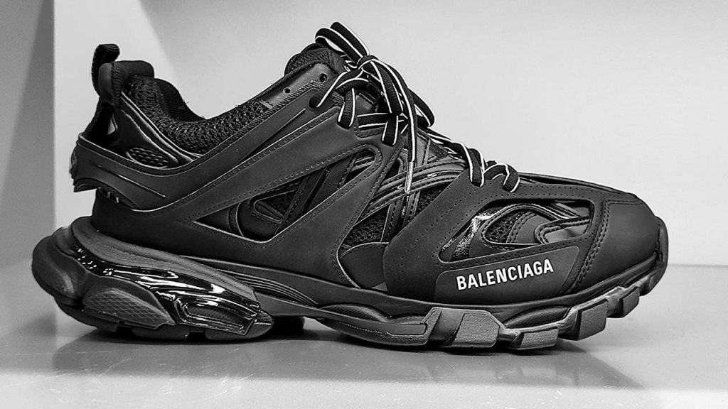 Saiba por que o Novo Tênis da Balenciaga está dando o que falar ...