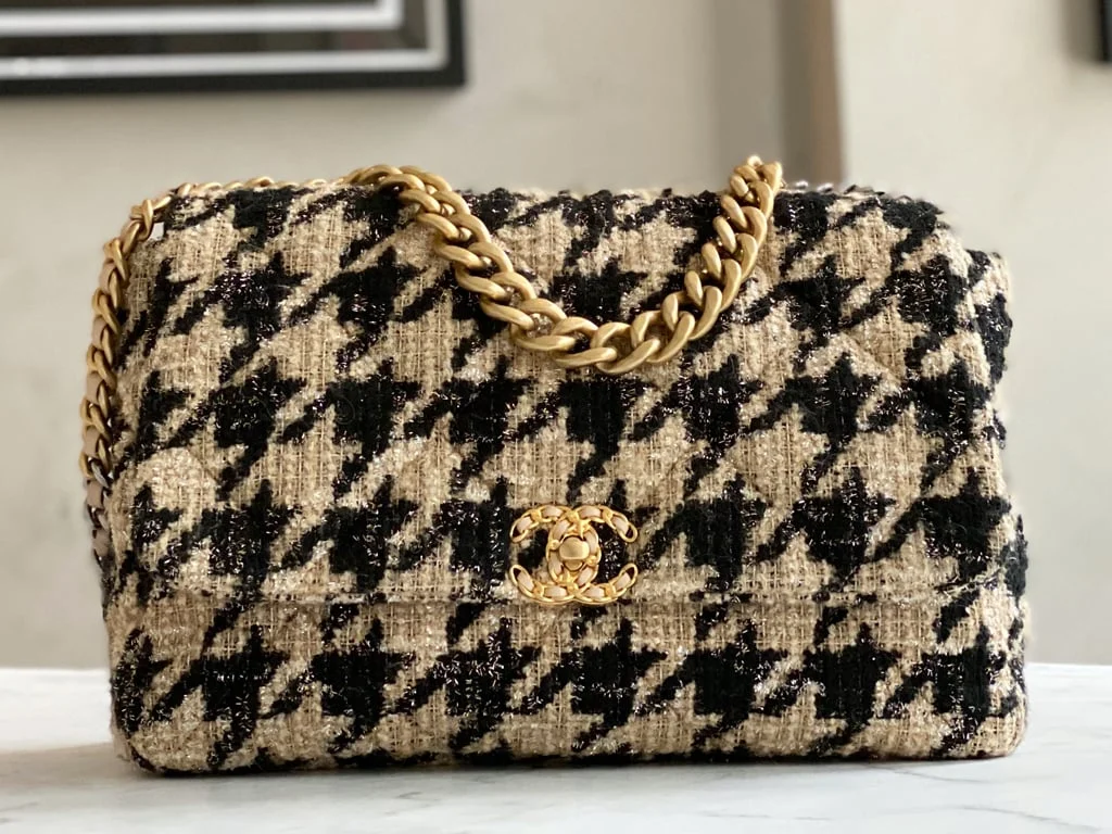 Foto de Bolsa Chanel 19.