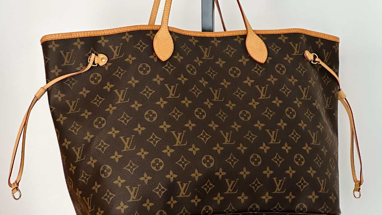 Bolsa Louis Vuitton Neverfull. Clique na imagem e confira mais modelos da marca!