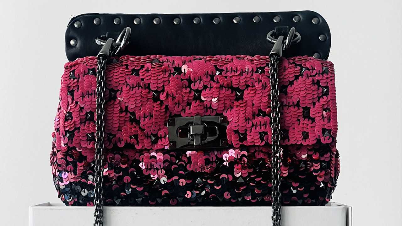 Bolsa Valentino Rockstud. Clique na imagem e confira mais modelos da marca!