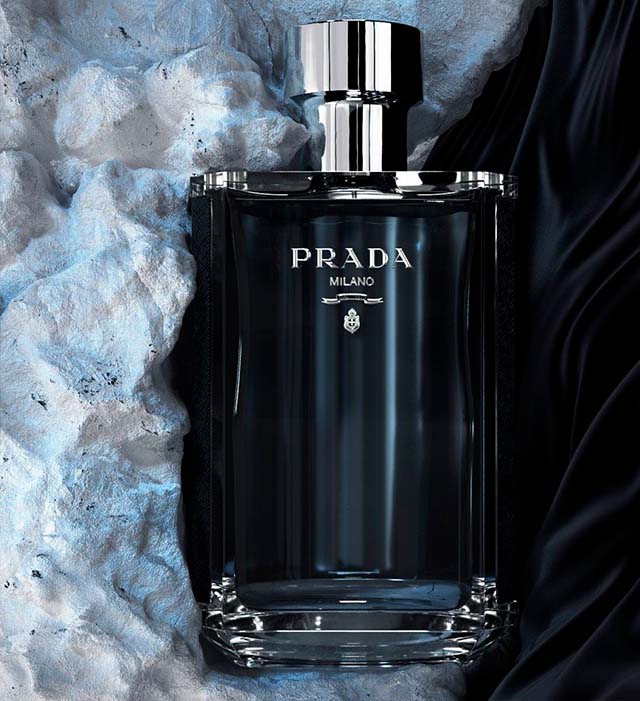 Foto do frasco da Prada um dos perfumes masculinos famosos para presentear no dia dos pais.