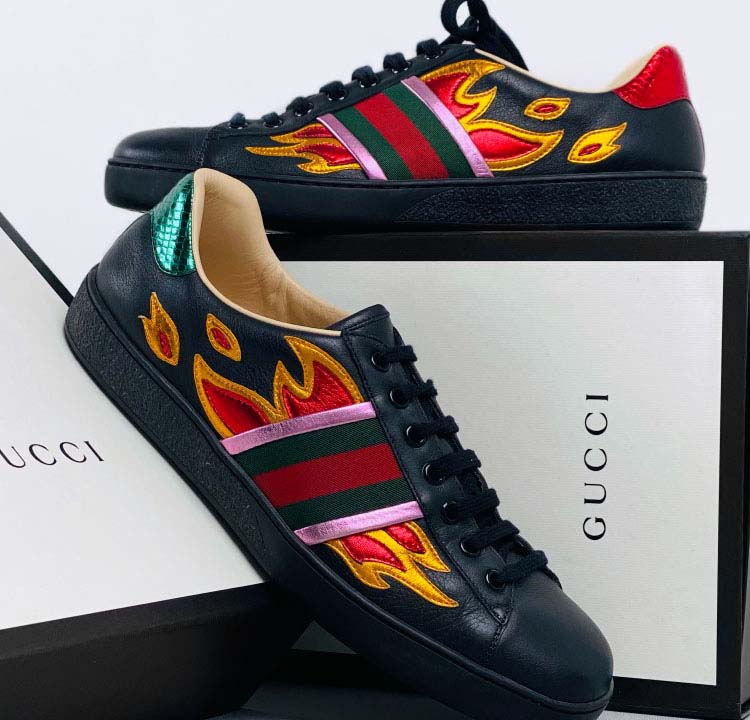 Foto do tênis Ace, um dos sapatos mais famosos da Gucci.