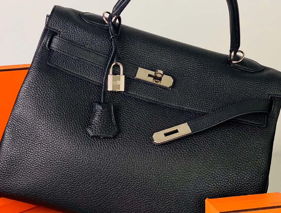 Foto de bolsa da Hermès, uma das principais grifes internacionais da semana do cliente do etiqueta única.