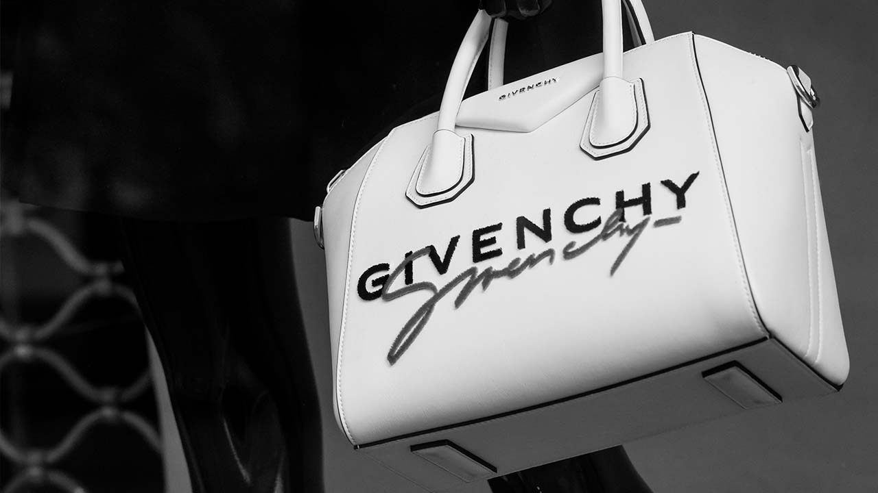 givenchy-sarah-burton-assume-direção-criativa-da-marca-090924