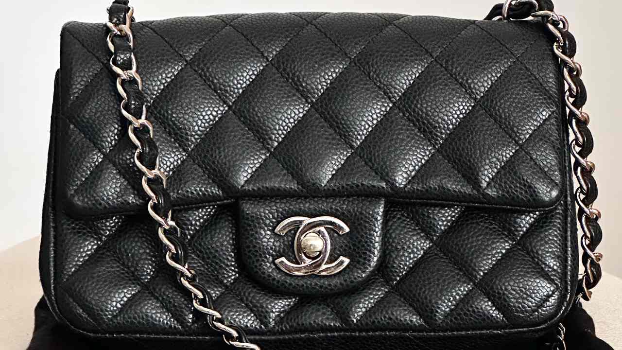 Bolsa Chanel Double Flap. Clique na imagem e confira mais modelos da marca!