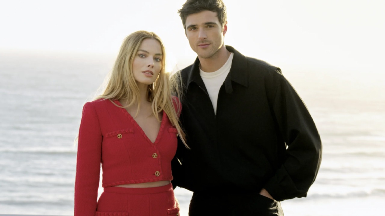 Margot Robbie e Jacob Elordi na campanha do Chanel N°5. Clique na imagem e confira criações da Chanel! (Foto: Reprodução/Fashion Network)