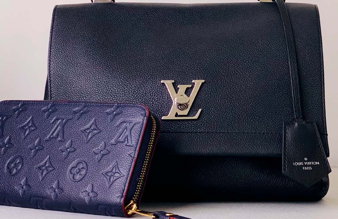 Foto de bolsa e carteira louis vuitton na black friday 2024 do etiqueta única.