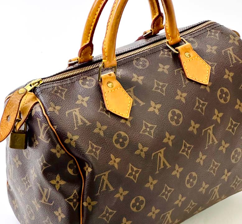 Foto do modelo speedy da louis vuitton, uma das bolsas de luxo por menos de R$5000 na black month.