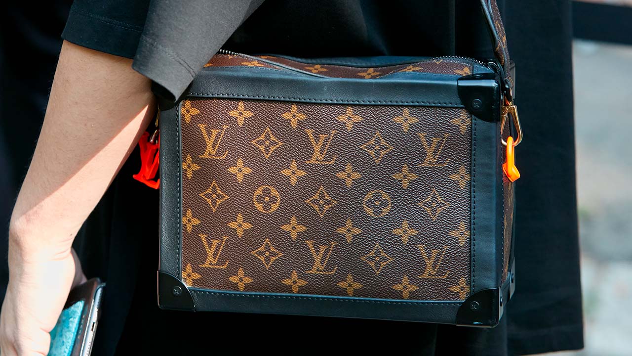 embaixadores-da-louis-vuitton-callum-turner-e-a-nova-escolha-da-maison