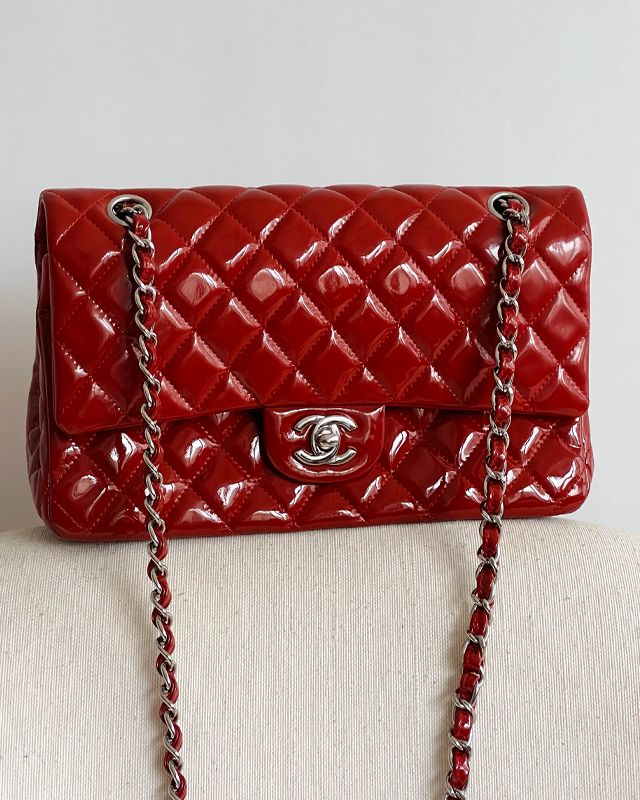 Bolsa Chanel Double Flap. Clique na imagem e confira mais modelos da marca!