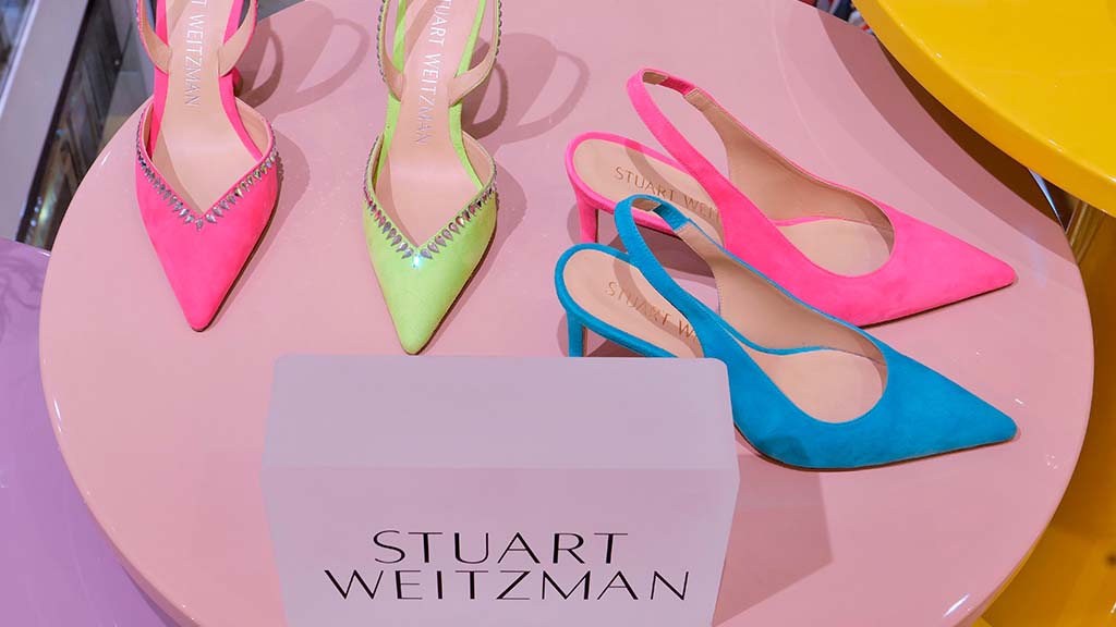 Marca-de-Sapatos-de-Luxo-Stuart-weitzman-e-vendida-por-105-milhoes-de-dolares-190225