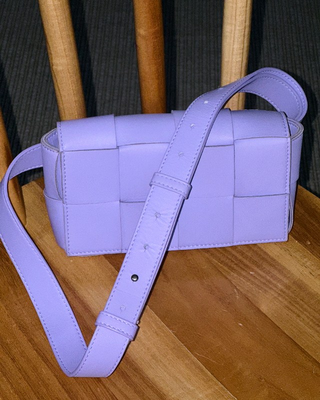 Bolsa Bottega Veneta Cassete. Clique na imagem e confira mais modelos!