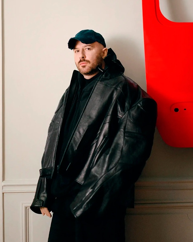 Demna. (Foto: Reprodução/Vogue Business)