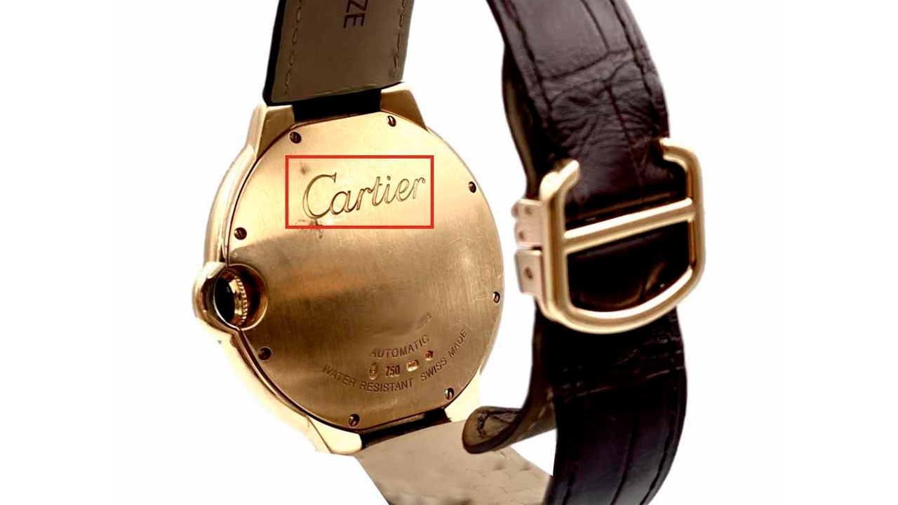 Modelos autênticos Cartier possuem o nome da marca gravados na parte traseira da caixa. Clique na imagem e confira mais modelos da marca!