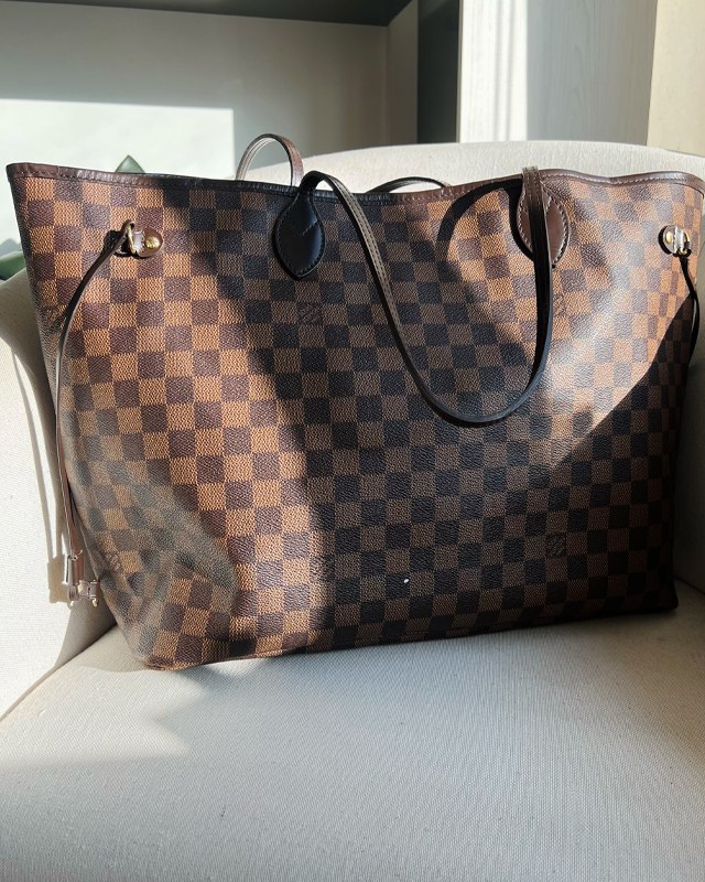 Bolsa Louis Vuitton Neverfull. Clique na imagem e confira mais modelos da marca!