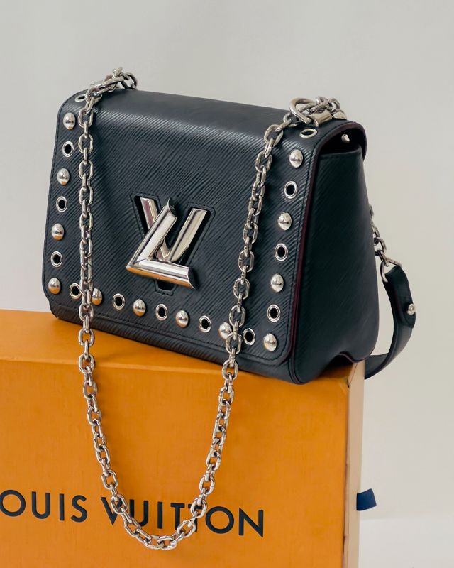 Bolsa Louis Vuitton Twist. Clique na imagem e confira mais modelos da marca!