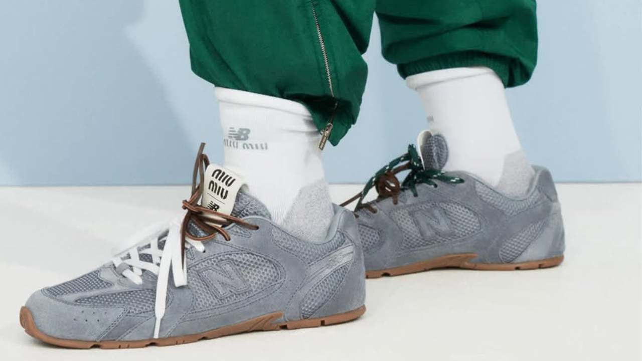 Foto do novo sneaker de luxo Miu Miu X New Balance.