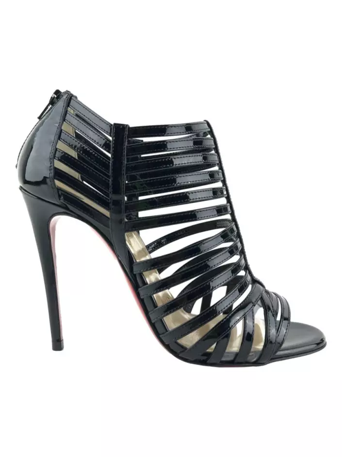 Foto de sapato louboutin nunca usado no etiqueta única.