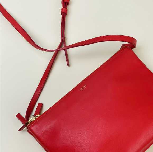 Foto de uma das bolsas clássicas da Celine no Etiqueta Única.