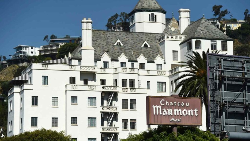 Foto do Hotel Chateau Marmont, em Los Angeles, inspiração para a nova Bolsa Gucci Marmont versão 2025.