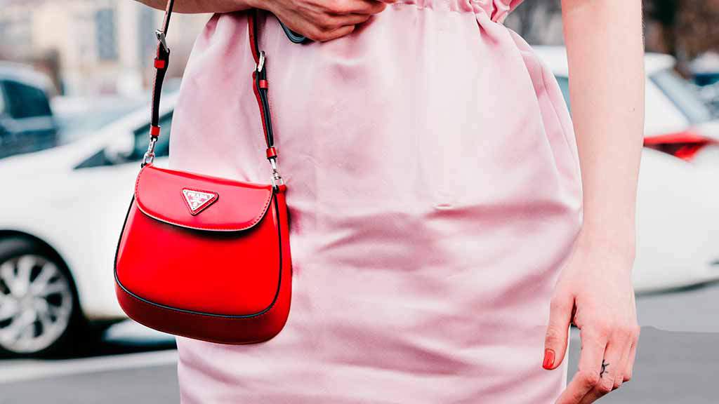 bolsas-de-luxo-coloridas-para-usar-no-euro-summer-e-sempre-capa-270625