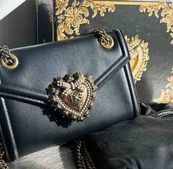 Foto da bolsa dolce e gabbana, devotion.
