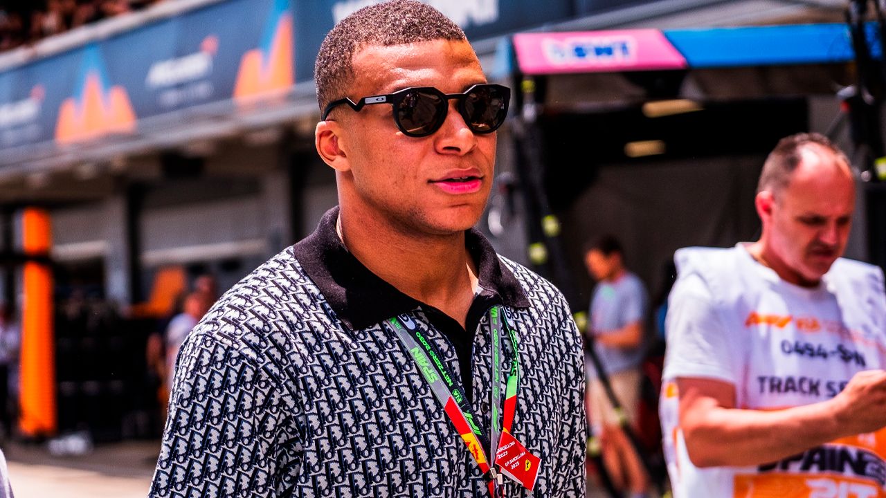 capa do post sobre kylian mbappe ser o novo embaixador da dior