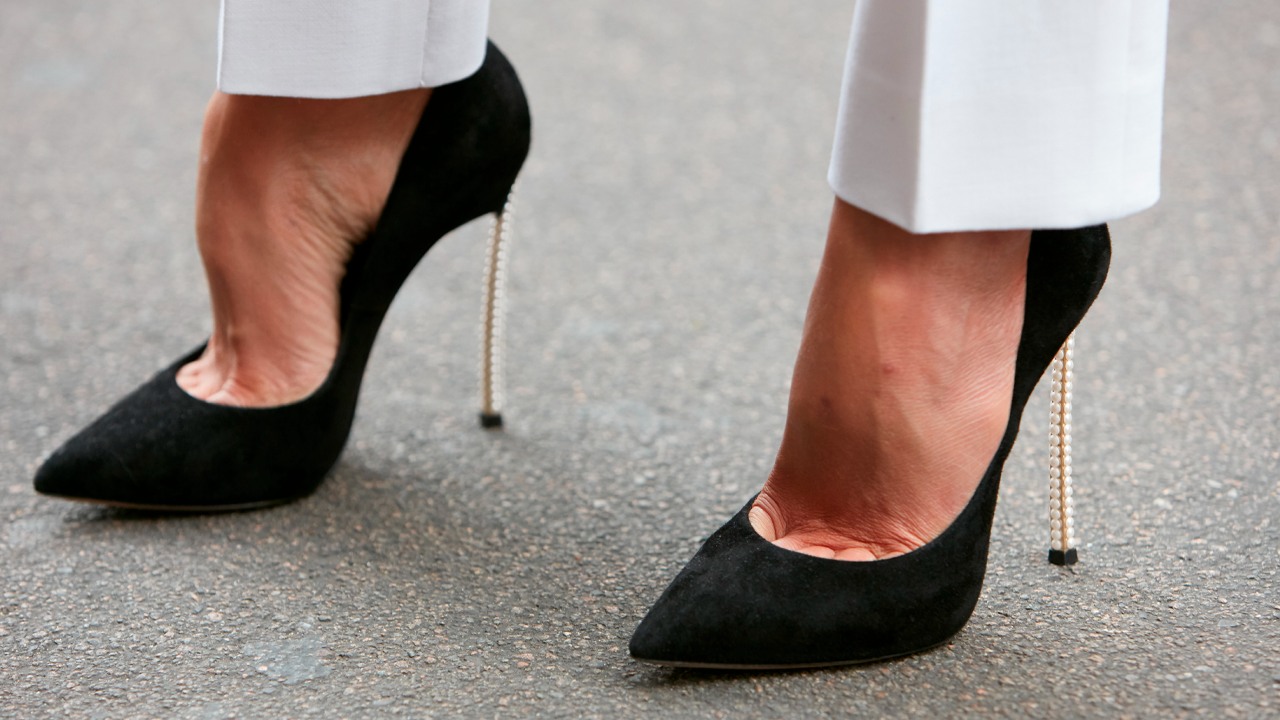capa do post sobre marcas de sapatos na super sale dos namorados